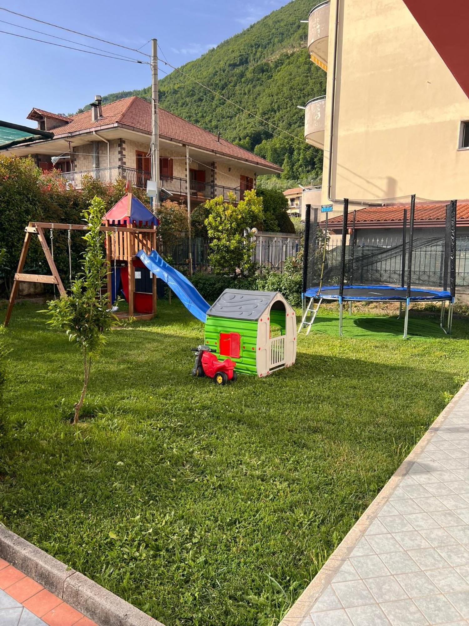 Villa Somma Apartments Pimonte Kültér fotó