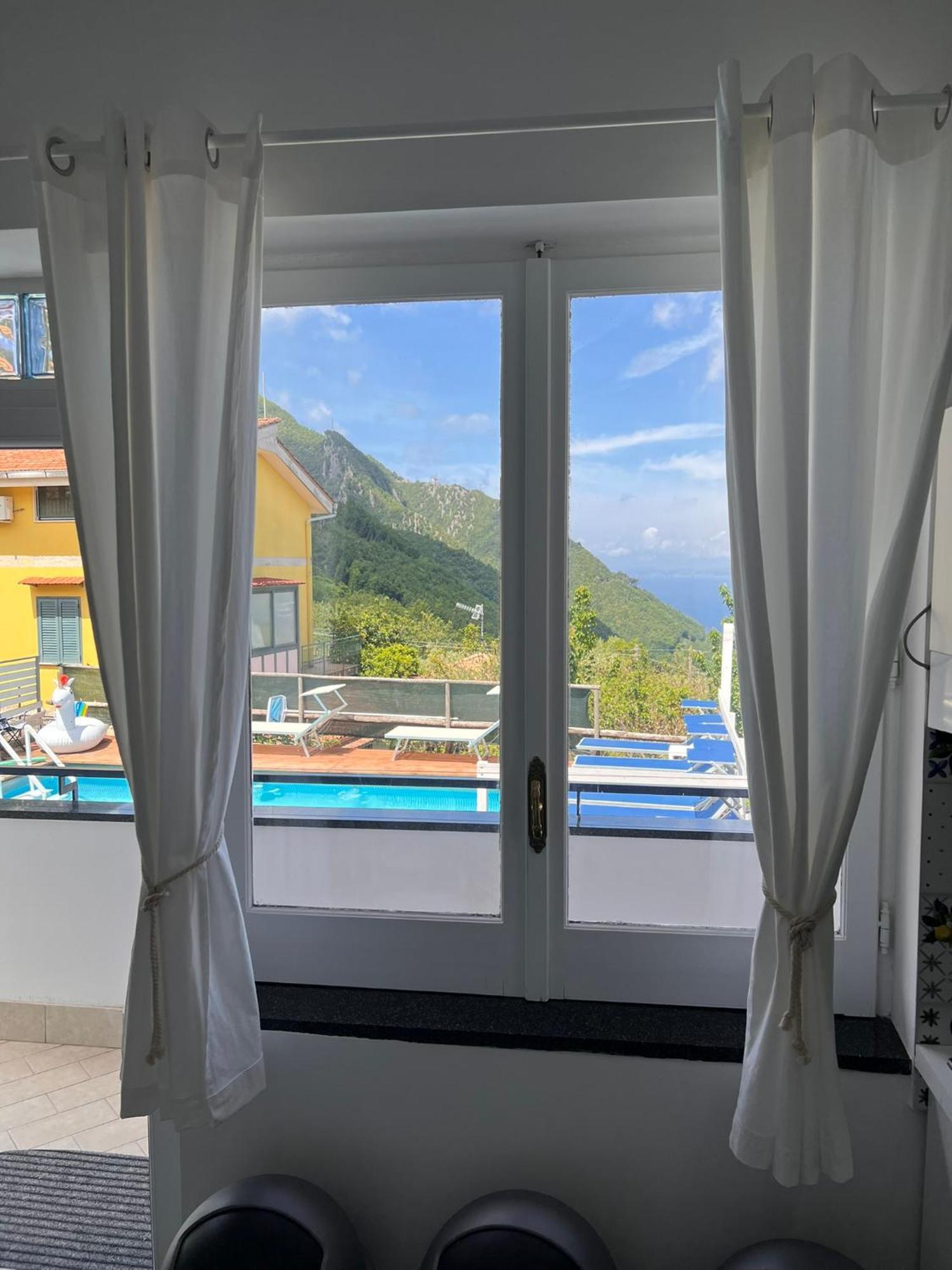 Villa Somma Apartments Pimonte Kültér fotó